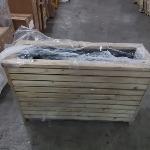 GARDEN CREATIONS RECTANGULAR PLANTER