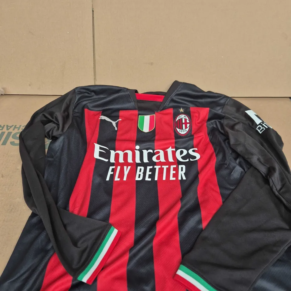 AC MILAN HOME JERSEY - IBRAHIMOVIC 11 - L
