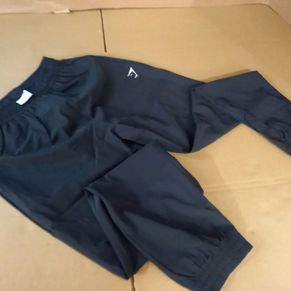 GYMSHARK LIGHTWEIGHT BLACK TRAINING PANTS - XS