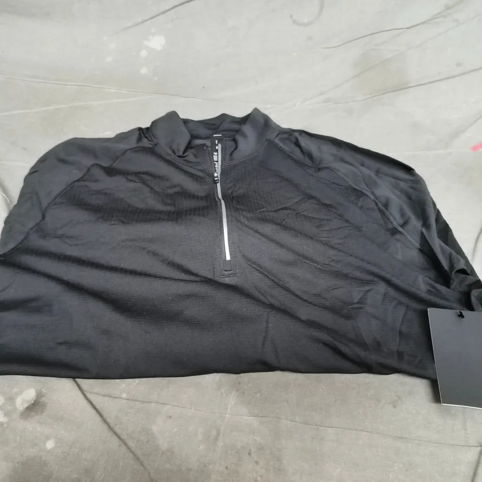 HBK BLACK ZIP-NECK ATHLETIC TOP – SIZE XXG/XXL/TTG (VERIFY SIZE)