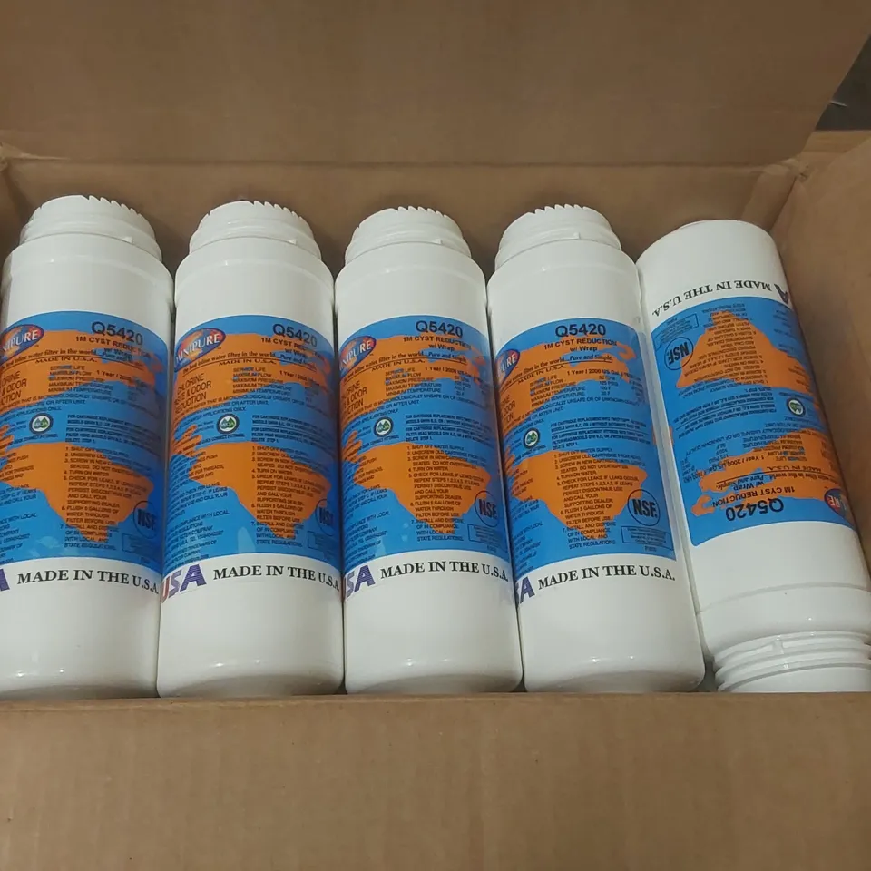 BOX CONTAINING APPROXIMATELY 20x OMNIPURE INLINE WATER FILTERS