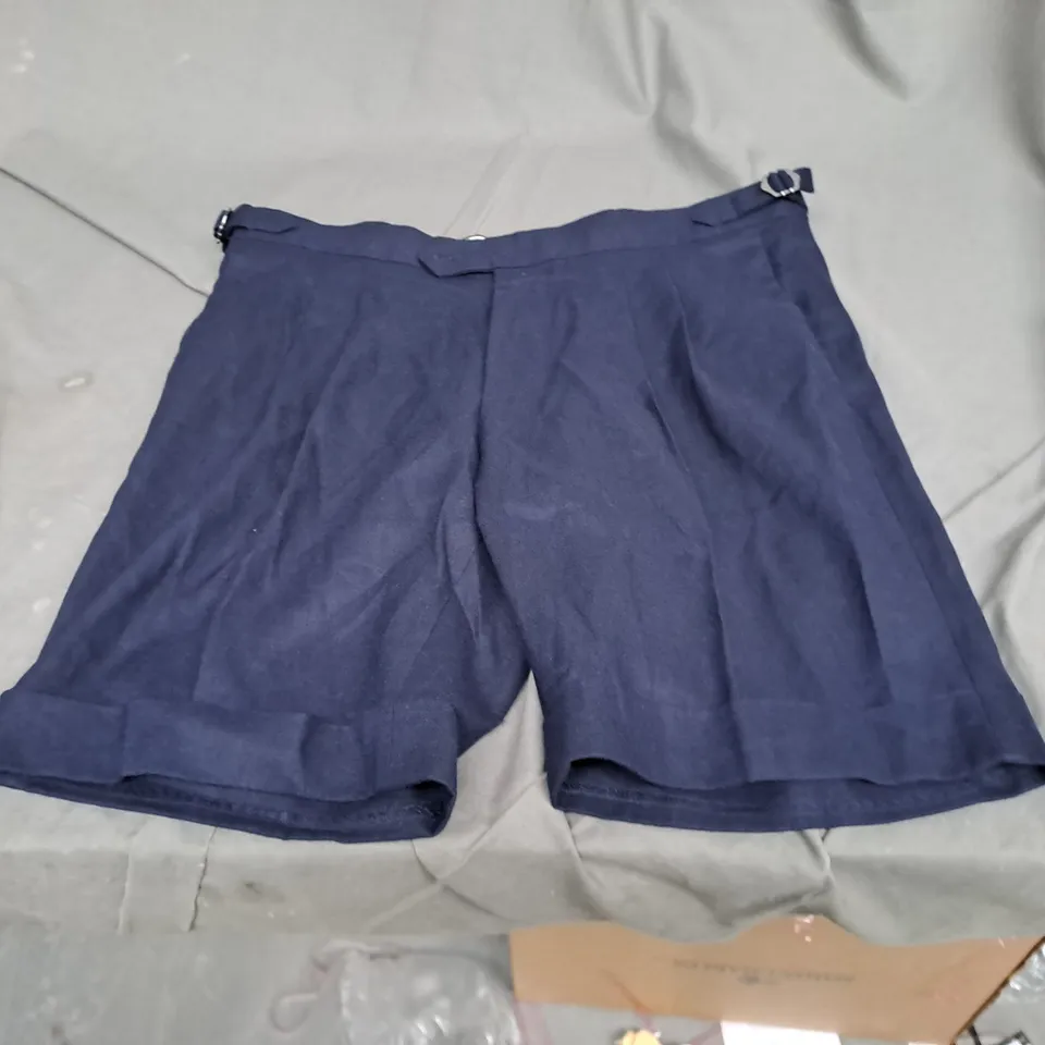 MOSS MEDIUM NAVY SHORTS 