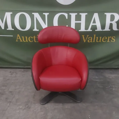 QUALITY DESIGNER ITALIAN MADE LEATHER UPHOLSTERED COCONUT SWIVELLING ARMCHAIR WITH SUEDE BACK AND REMOVABLE HEADREST