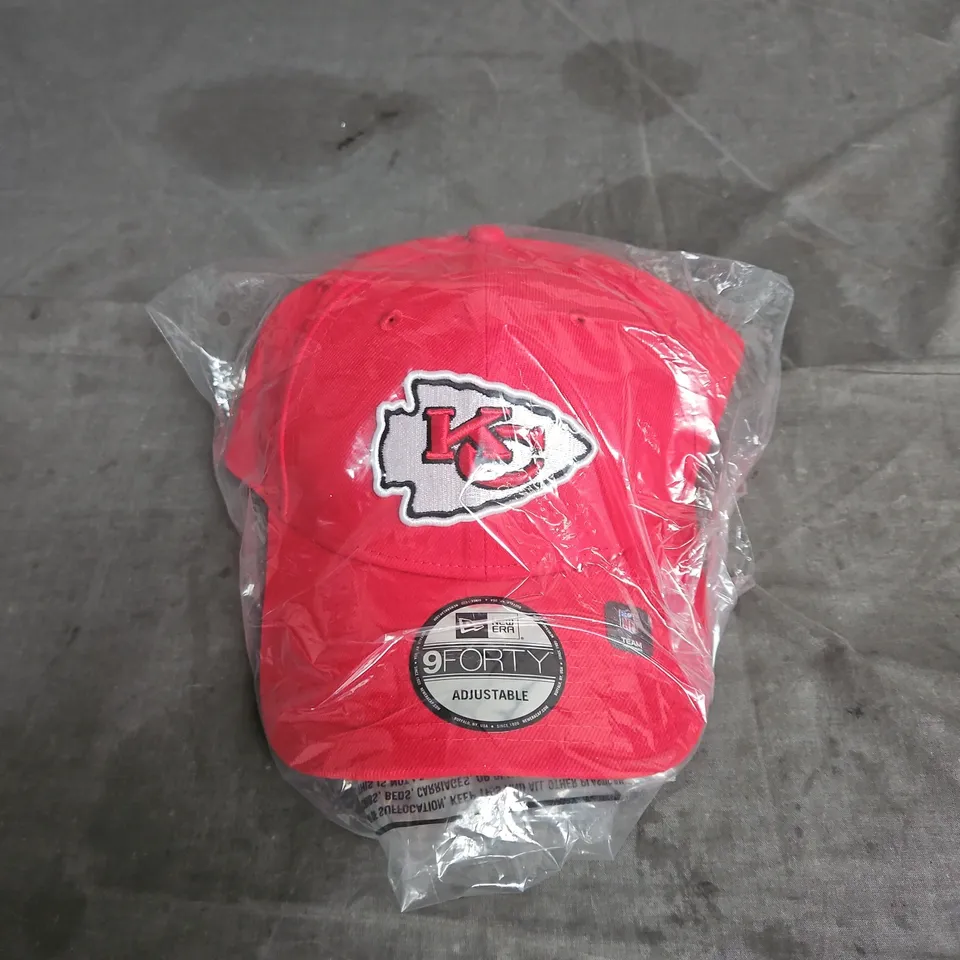 NEW ERA THE LEAGUE KANCHI CAP IN RED ONE SIZE