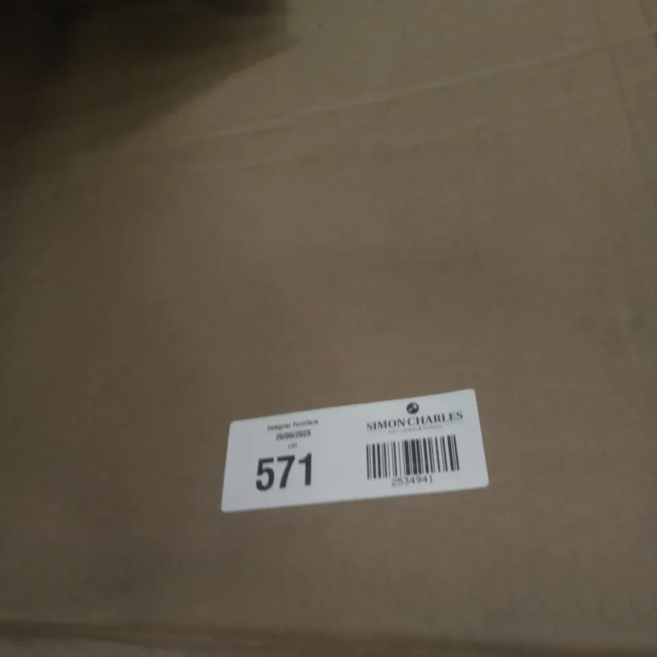 BOXED UNO 700X500 COOL WHITE DIFFUSED LED MIRROR