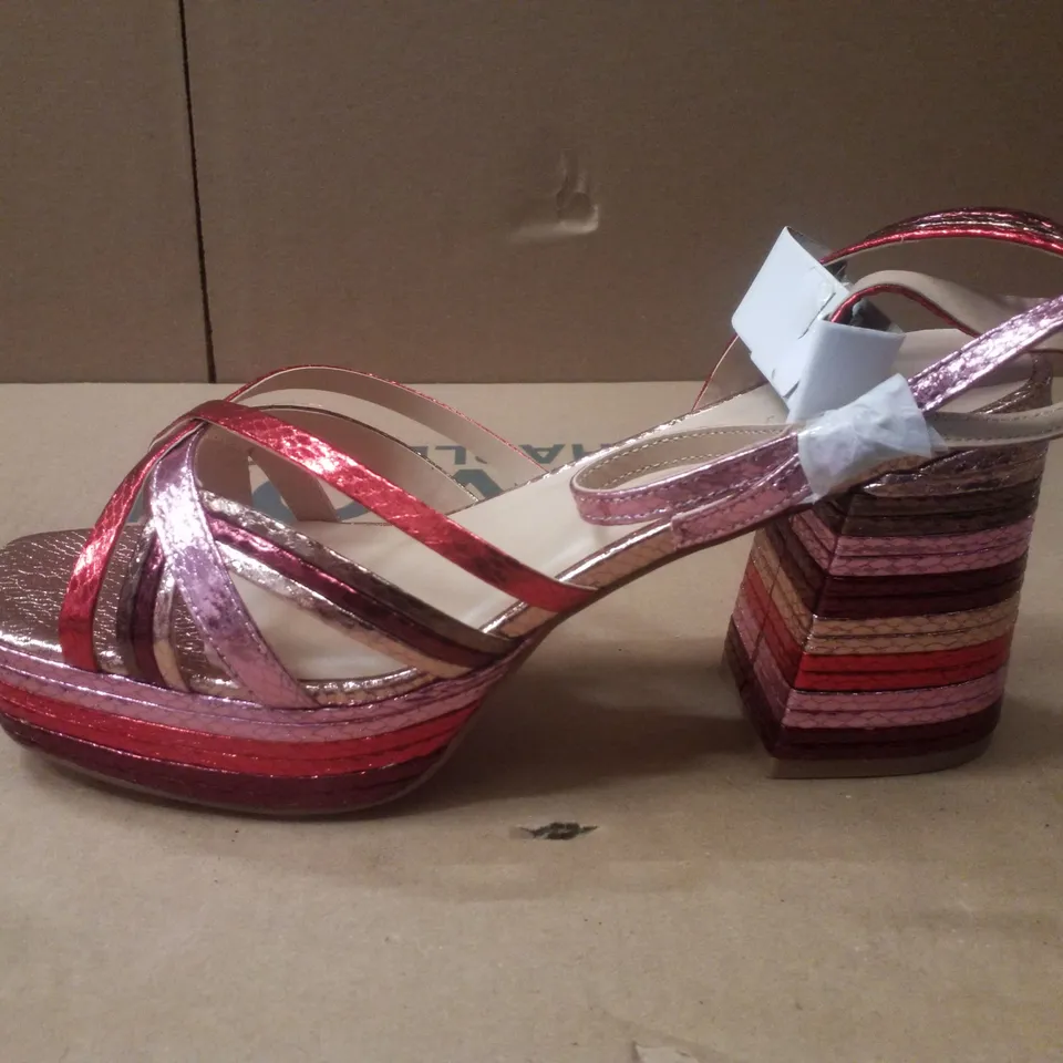 BOX CONTAINING APPROXIMATELY 6 BRAND NEW PAIRS OF SIMPLY BE MULTI PLATFORM HEEL EX WIDE - SIZE 8