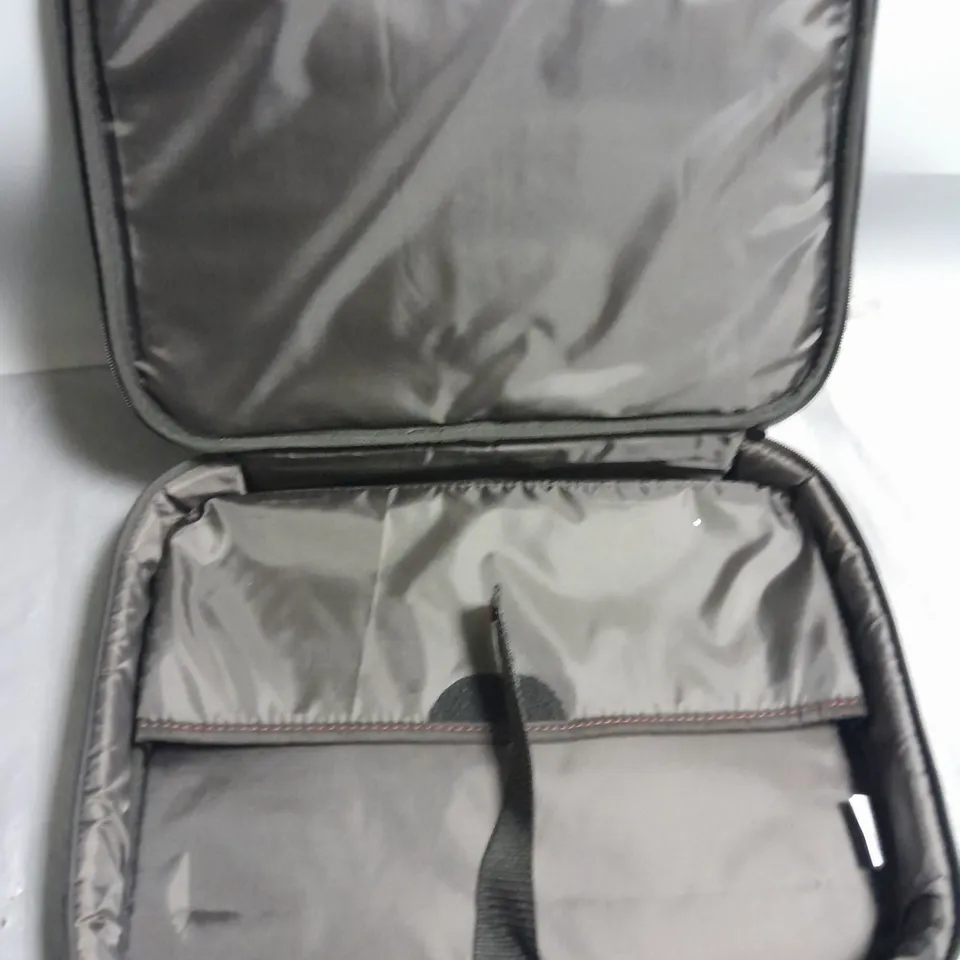 TARGUS LAPTOP BAG