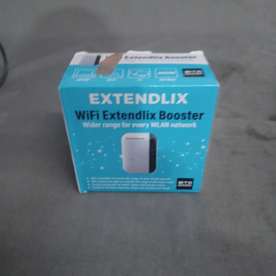 APPROXIMATELY 12 ASSORTED HOUSEHOLD ITEMS INCLUDING DYLON FABRIC DYE , WI FI BOOSTER AND LED DIMMABLE STRIP DRIVER 