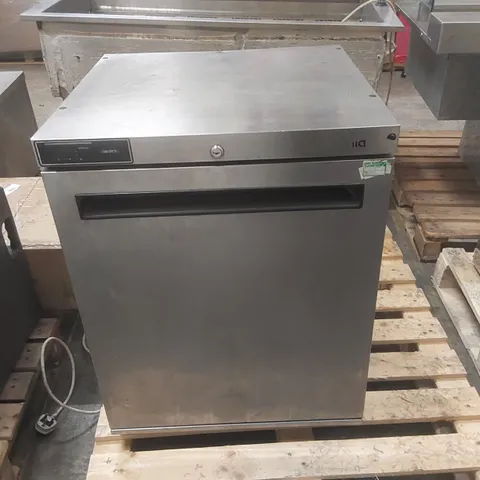 WILLIAMS LA135SA R1 135-LITRE COMMERCIAL UNDERCOUNTER FREEZER