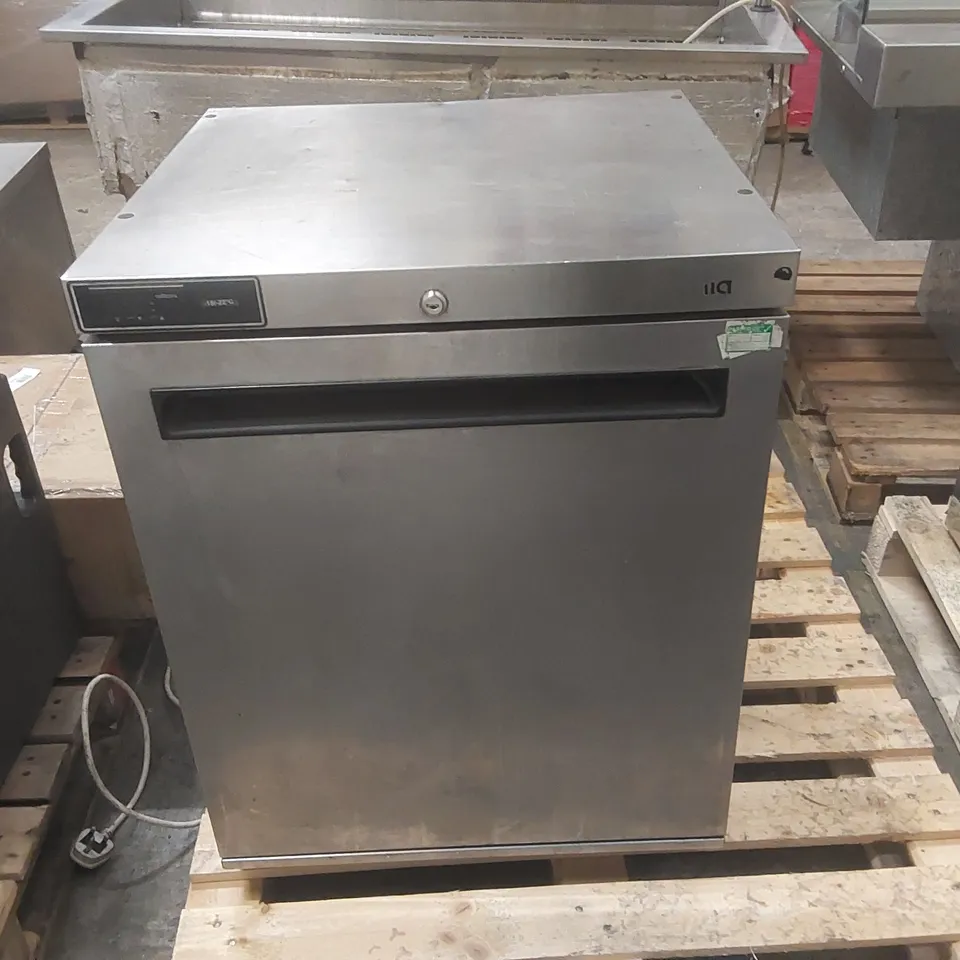 WILLIAMS LA135SA R1 135-LITRE COMMERCIAL UNDERCOUNTER FREEZER