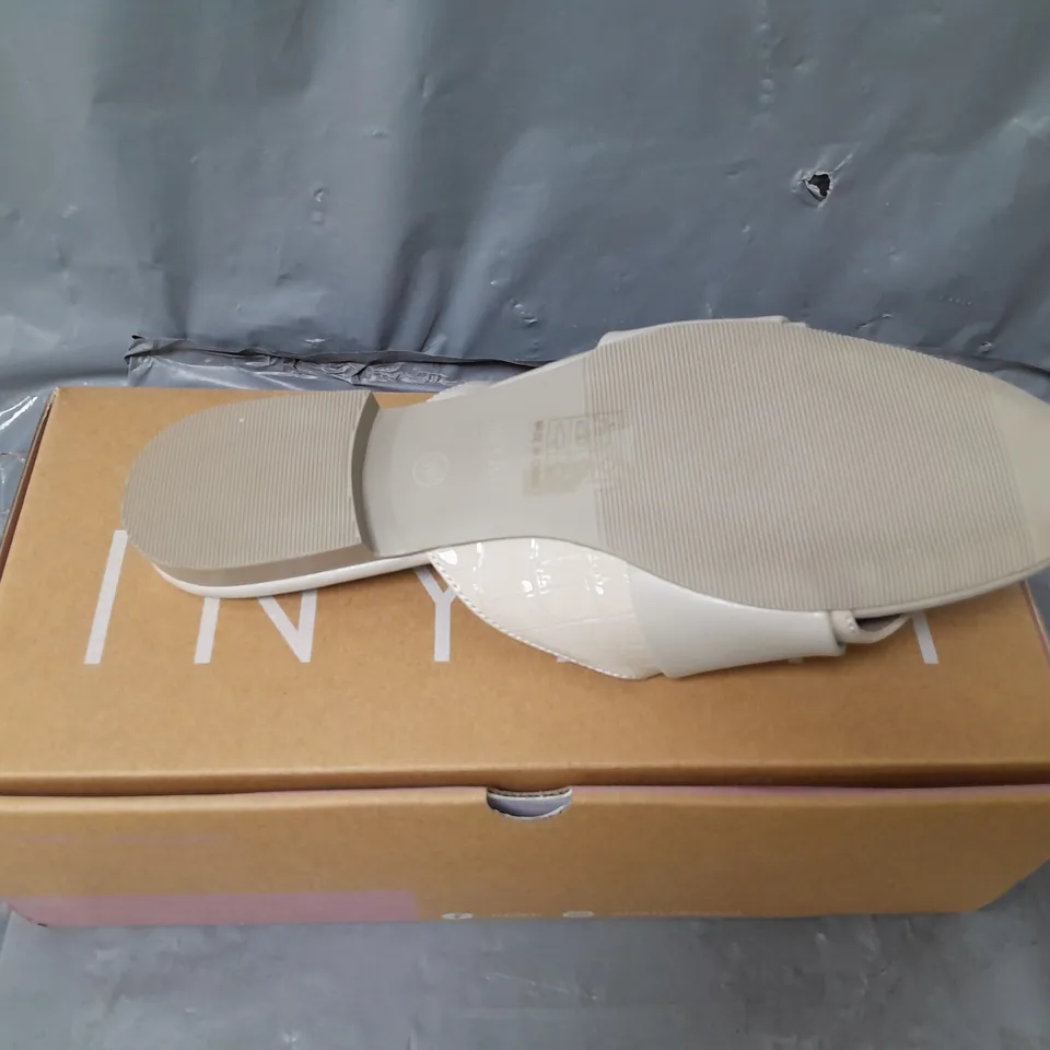 INYATI NATALIE LADIES SANDALS TAUPE CROC SIZE 6