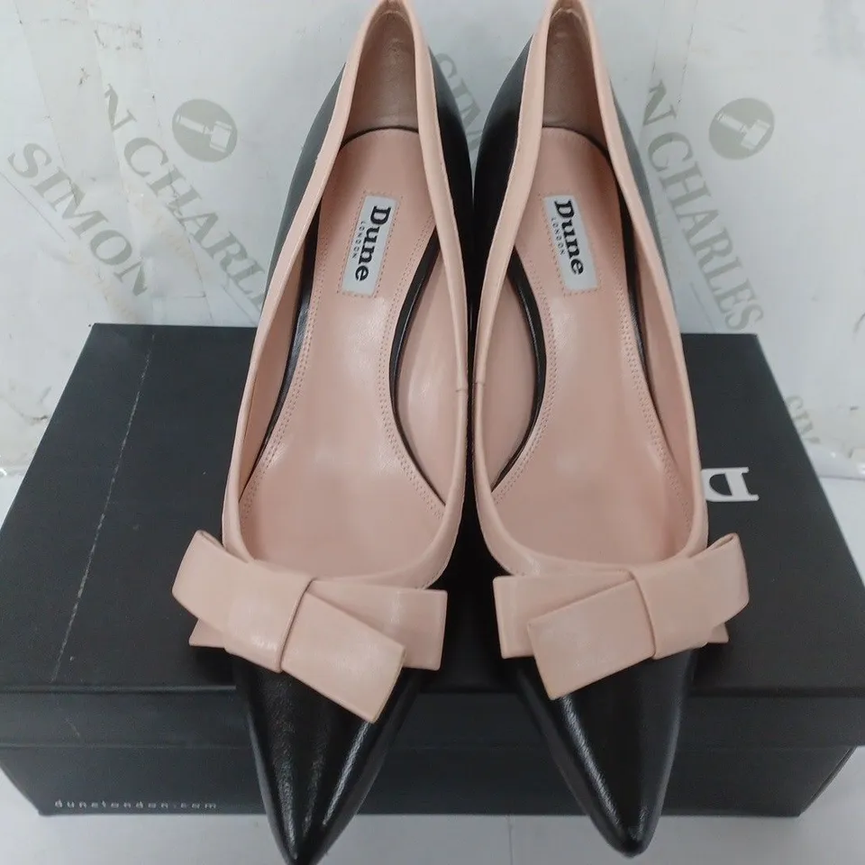 BOXED PAIR OF DUNE LONDON POINTED TOE HEELS IN BLACK/PINK - 5/38