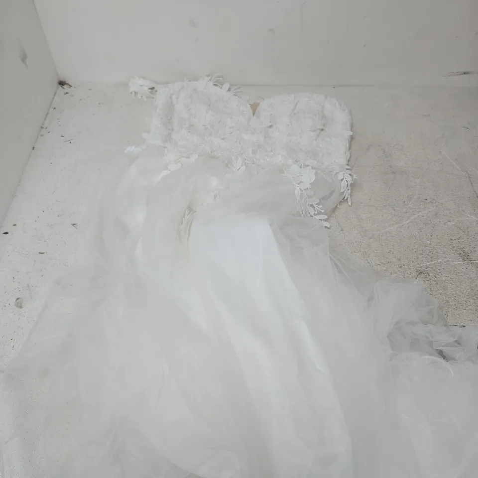 BONPRIX IVORY WEDDING DRESS - 14