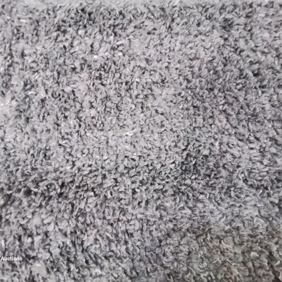 SHAGGY LUSH GREY RUG IN SIZE 200X290CM