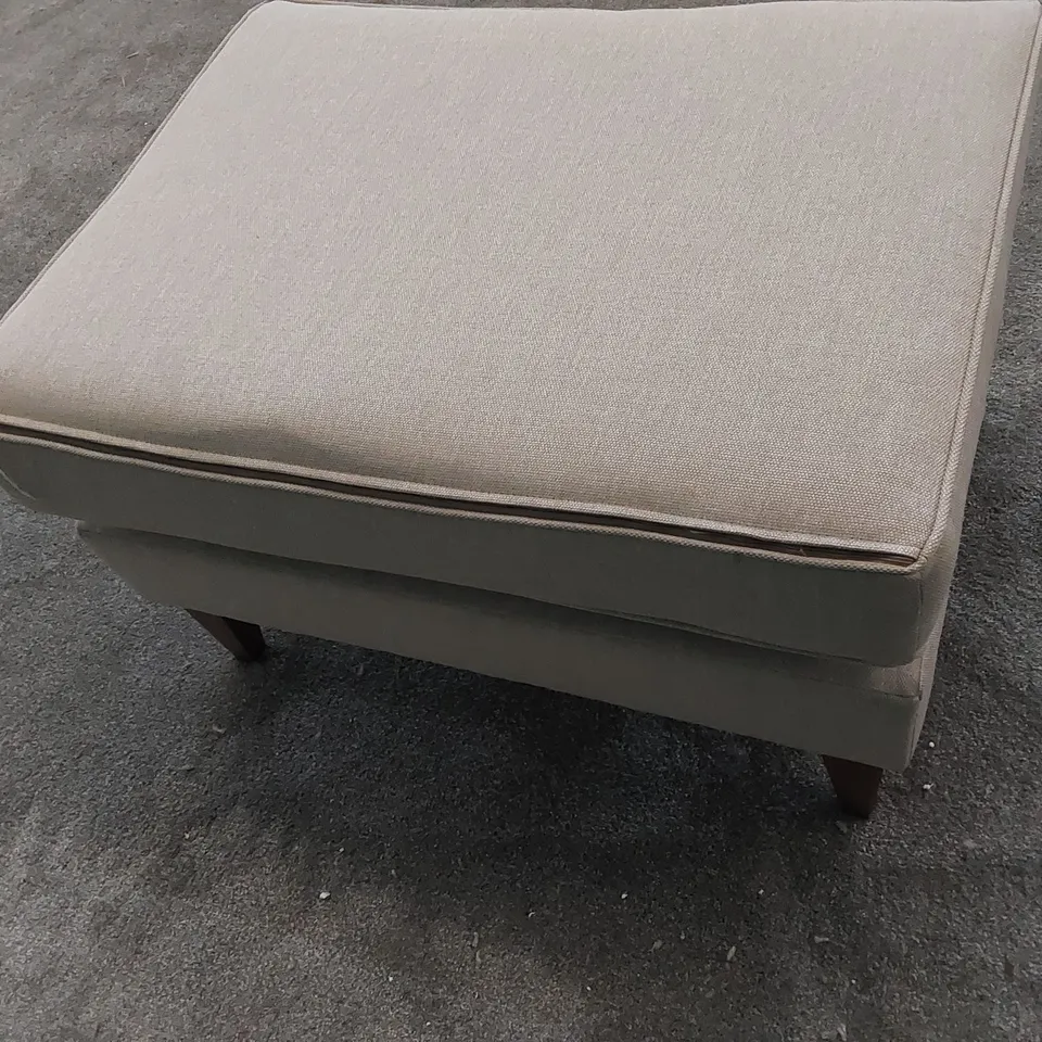 THE CADLEY FOOTSTOOL - SIZE MEDIUM 