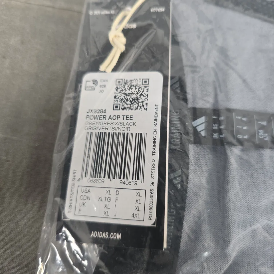 ADIDAS POWER AOP TEE – GREY/BLACK, UK XL