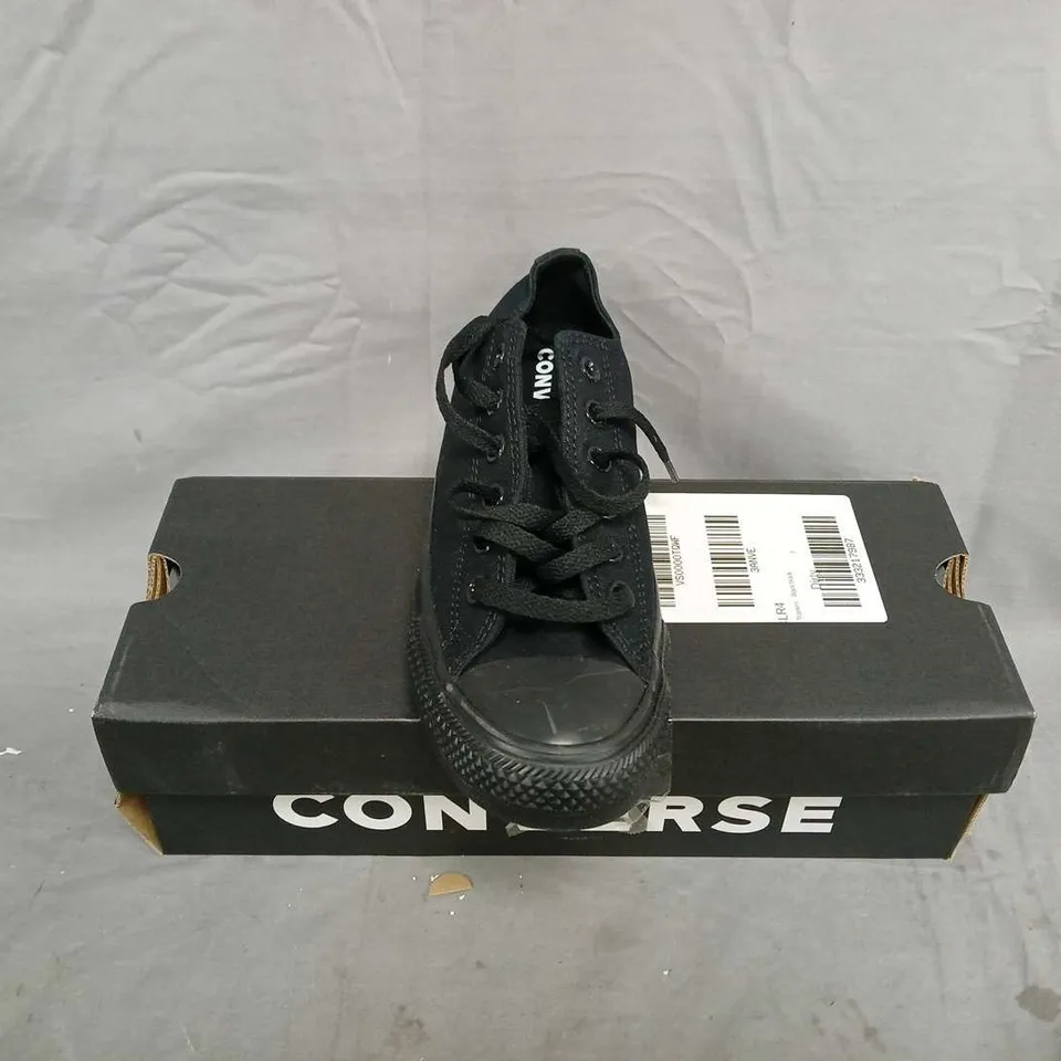 BOXED CONVERSE CHUCK TAYLOR ALL STAR BLACK MONOCHROME SNEAKERS – UK7 (MEN'S)