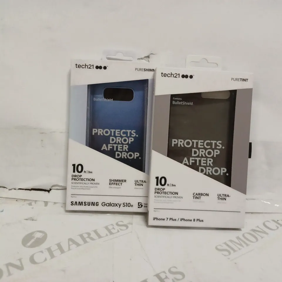 LOT OF 35 X TECH21 PURE TINT HARDSHELL CASE FOR IPHONE 7 PLUS OR 8 PLUS CARBON - 44 X TECH21 PURE SHIMMER HARDSHELL CASE FOR GALAXY S10E - BLUE