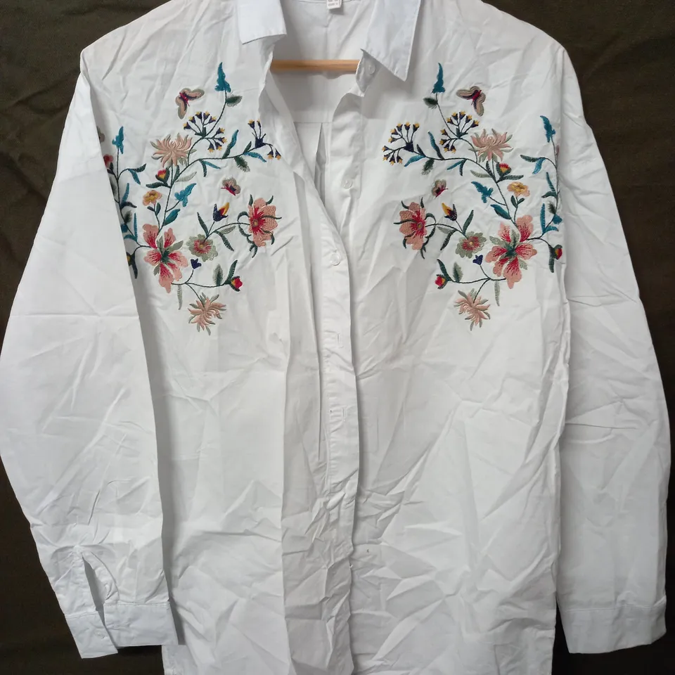 APRICOT EMBELLISHED WHITE SHIRT - UK 10