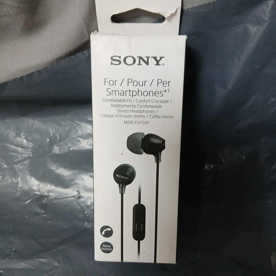 SONY MDR-EX15AP IN-EAR HEADPHONES WITH INLINE MIC – BOXED