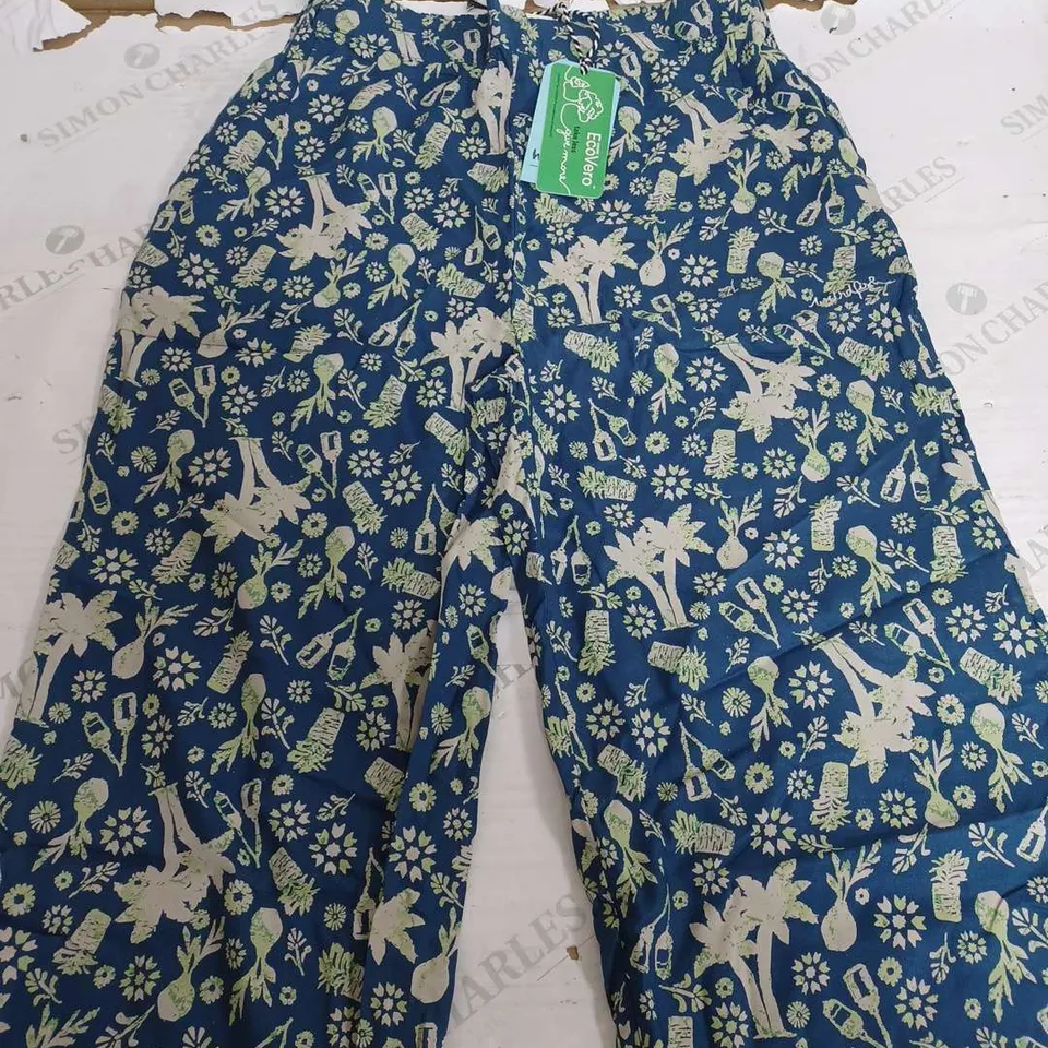 WEIRD FISH TRESCO ECO VISCOSE PRINTED WIDE LEG CROPPED TROUSER - SIZE 10