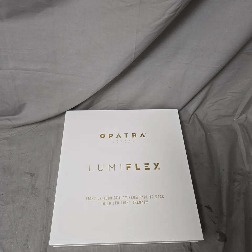OPATRA LUMIFLEX LED LIGHT THERAPY MASK – WHITE, BOXED