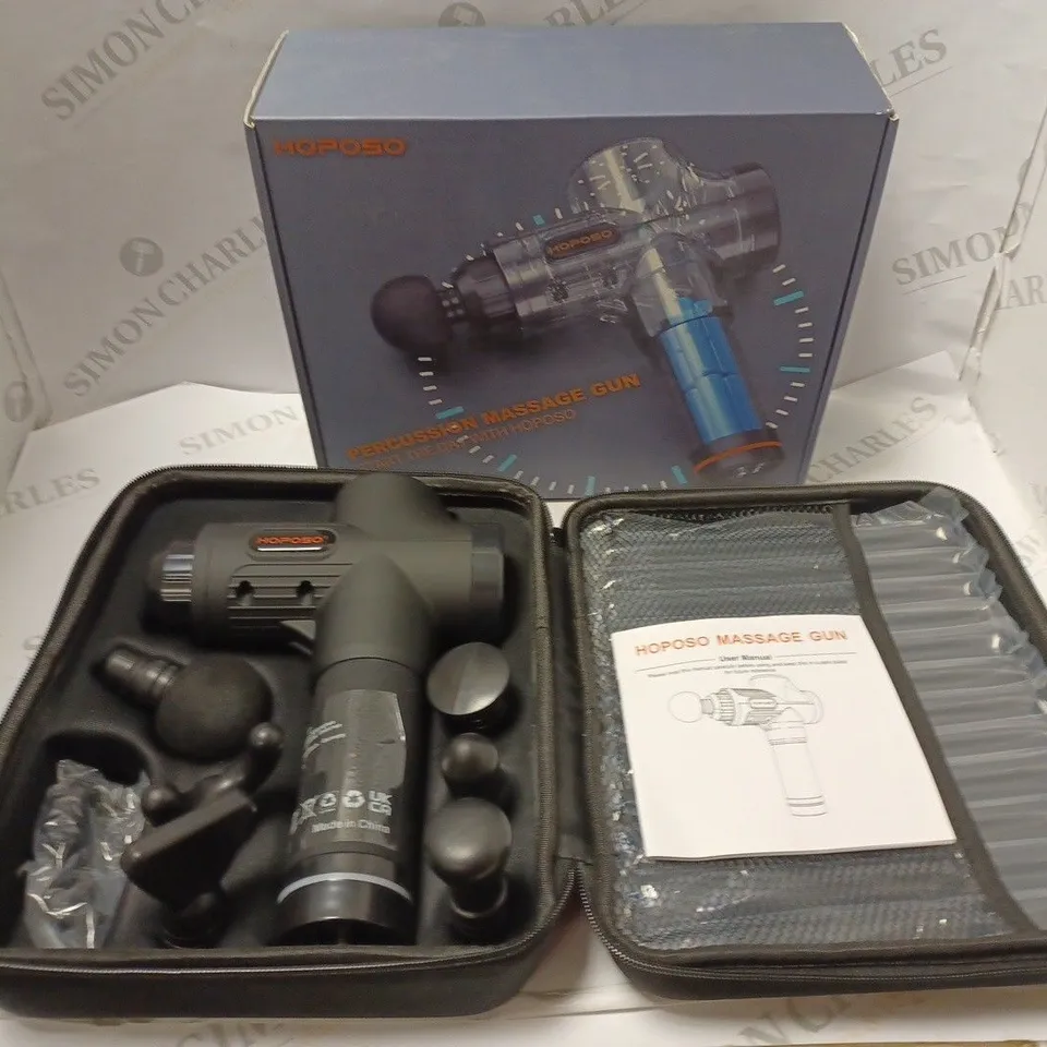 HOPOSO PERCUSSION MASSAGE GUN WITH ACCESSORIES AND CARRY CASE - BLACK