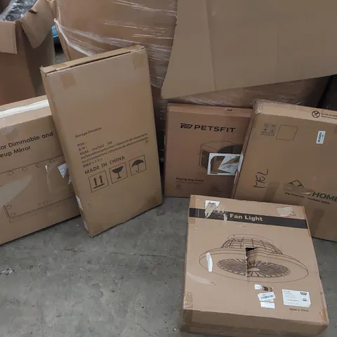PALLET OF ASSORTED ITEMS INCLUDING: FAN LIGHT, HOLLYWOOD MIRROR, STORAGE OTTOMAN, PORTABLE PET CRATE