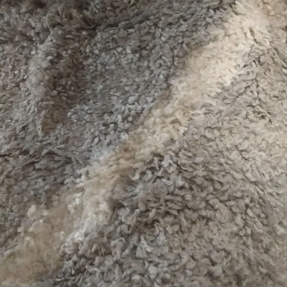 COWES 100% POLYPRPYLENE GREY WHITE RUG - 230 X 300CM