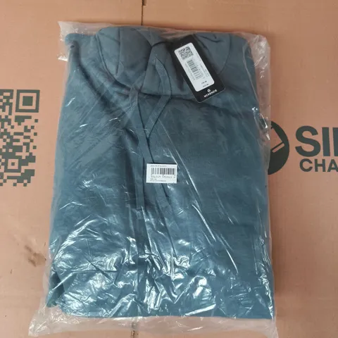 BAGGED MCKENZIE HOODIE IN DUSTY BLUE SIZE LARGE