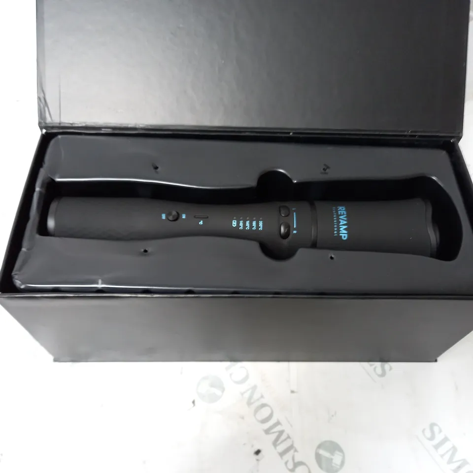 BOXED REVAMP PROGLOSS LIBERA CORDLESS HOLLYWOOD CURL AUTO ROTATING HAIR CURLER