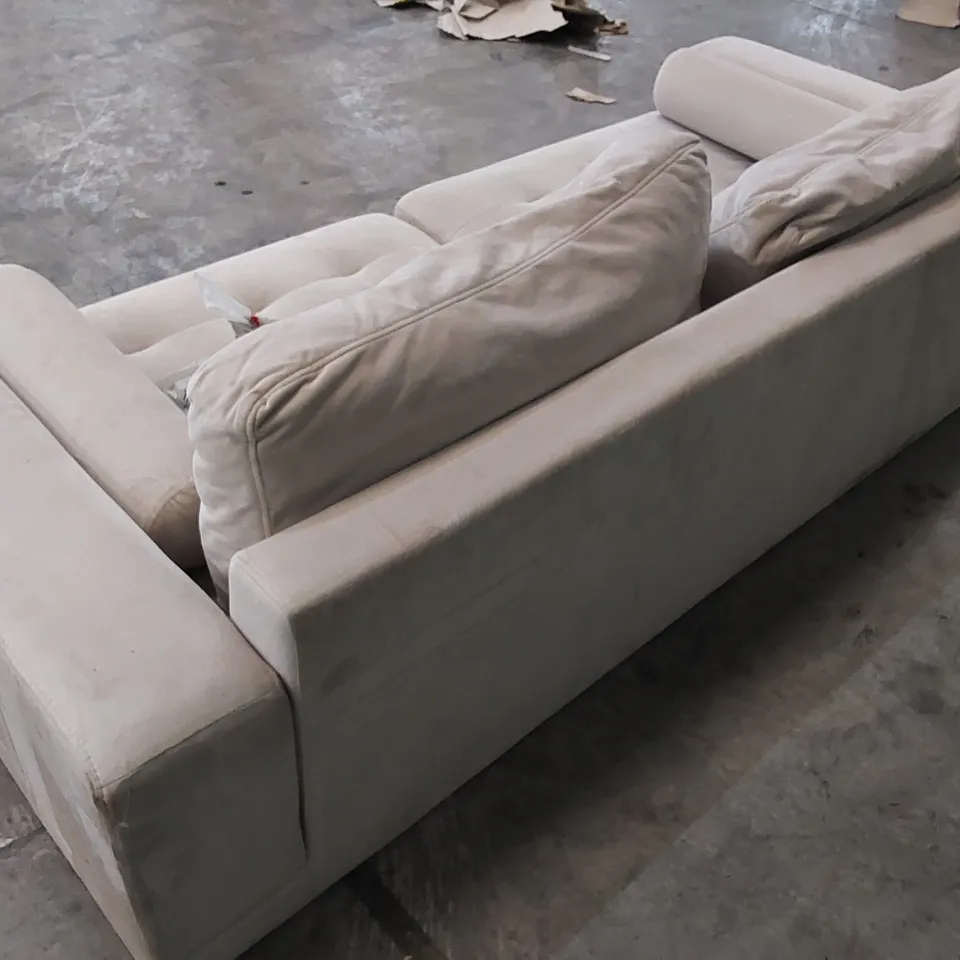 DESIGNER FABRUC UPHOLSTERED SOFA WITH CUSHIONS 