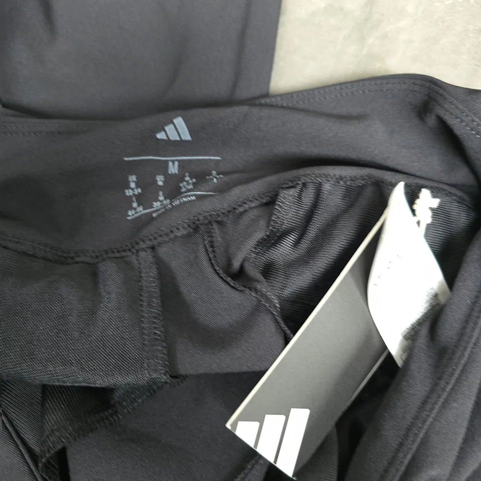 ADIDAS WOMENS TROUSERS IN BLACK – SIZE M, TAG ATTACHED