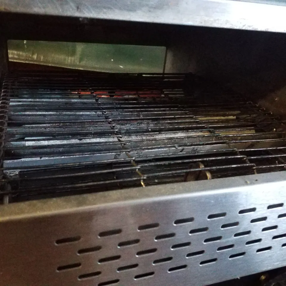 CHEFMASTER TT-300N CONVEYOR TOASTER 
