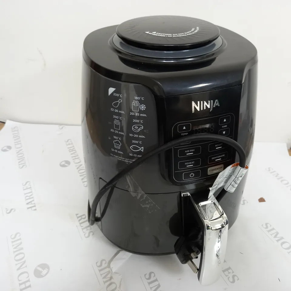 NINJA AIR FRYER 3.8L AF100UK