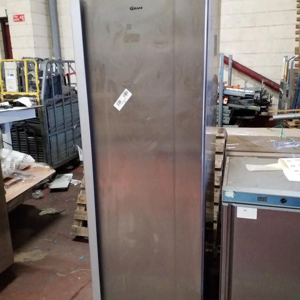 GRAM K400RU COMPACT SINGLE DOOR 377L FRIDGE