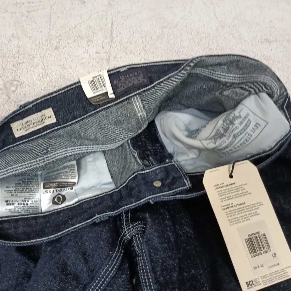 LEVIS STAY LOOSE CARPENTER JEANS - 34 X 32