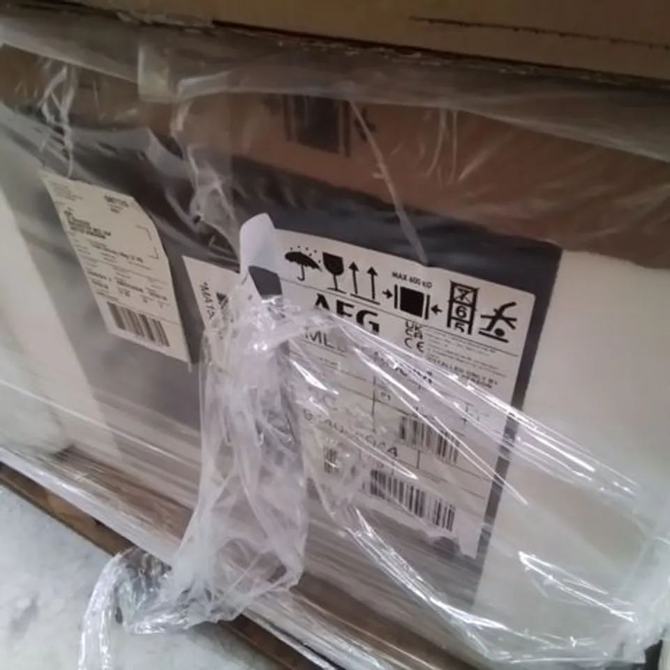 AEG 6000 SERIES SOLO MICROWAVE & GRILL WITH CLEAN ENAMEL CLEANING Model KMK525860M RRP £642