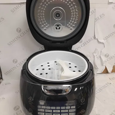 BOXED COOKS ESSENTIAL MULTI-PURPOSE COOKER