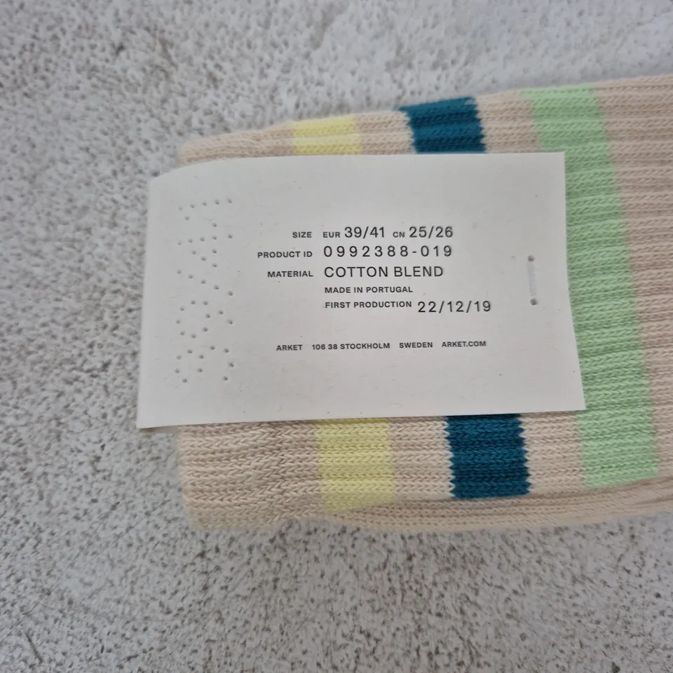ARKET COTTON BLEND SOCKS, STRIPE KNIT – UK 6-8 (EUR 39/41)