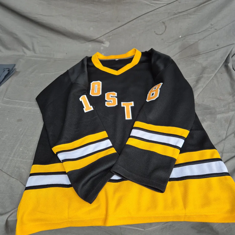 SPORTS JERSEY – GILMORE 18 (BLACK/YELLOW) –  SIZE S