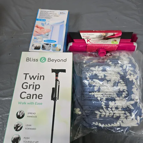APPROXIMATELY 10 ASSORTED HOUSEHOLD PRODUCTS TO INCLUDE GRIP CANE, BRUSH HEAD, SOAP DISPENSER ETC