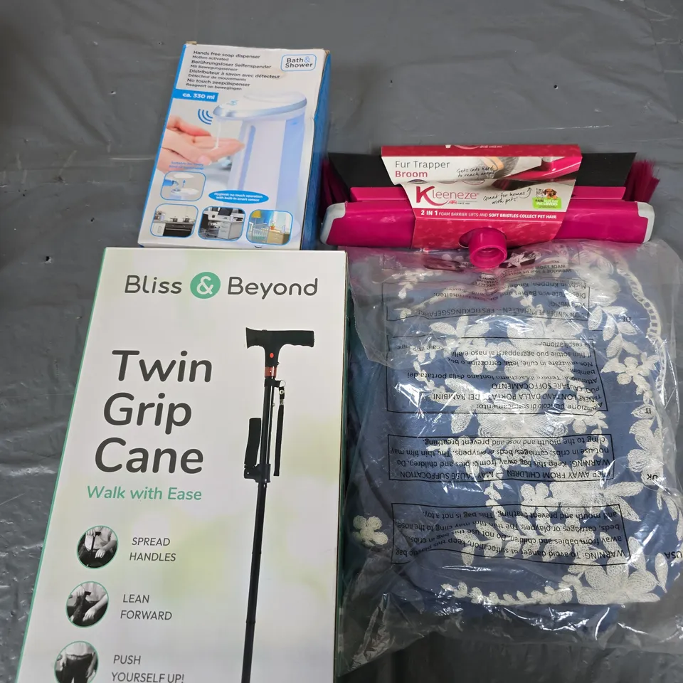 APPROXIMATELY 10 ASSORTED HOUSEHOLD PRODUCTS TO INCLUDE GRIP CANE, BRUSH HEAD, SOAP DISPENSER ETC