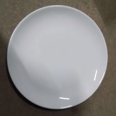 BOXED CHURCHILL EVOLVE PLATES APPROXIMATELY 12