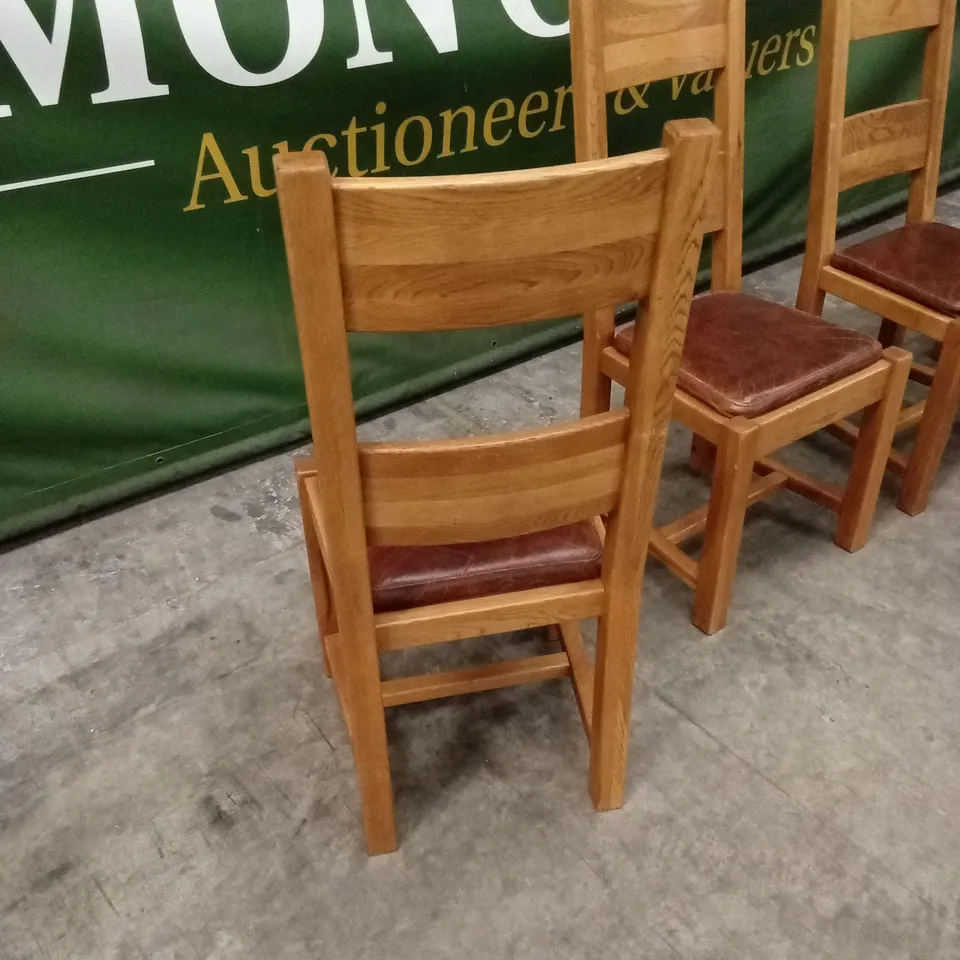 SET OF 4 DESIGNER SOLID WOOD DINING CHAIRS WITH LEATHER SEAT PAD