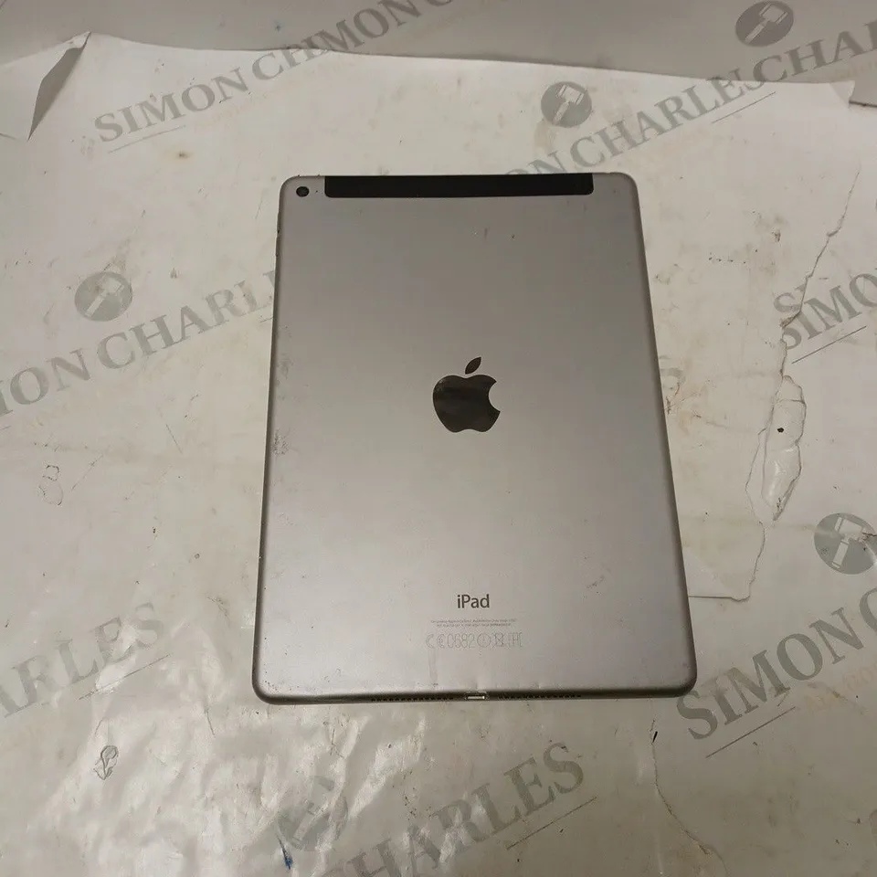 APPLE IPAD IN GREY MODEL A1567