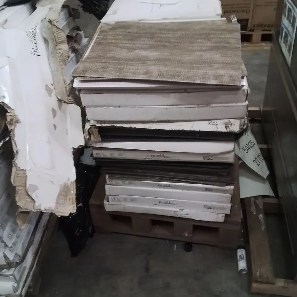 PALLET OF ASSORTED FLOORING TILES