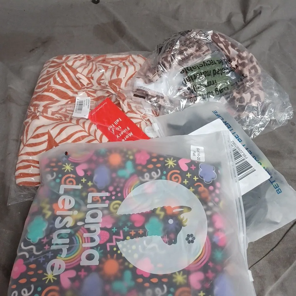 LARGE BOX OF APPROXIMATELY 20 ASSORTED CLOTHING ITEMS IN VARIOUS SIZES, STYLES AND COLOURS