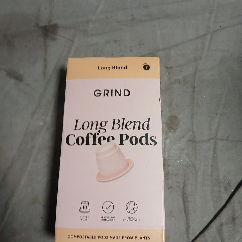 APPROXIMATELY 10 ASSORTED FOOD ITEMS TO INCLUDING BASELINE OLIVE OIL , FRAY BENTOS STEAK PIE AND GRIND LONG BLEND COFFEE PODS 