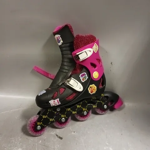 BOXED RAINBOW HIGH IN LINE SKATES